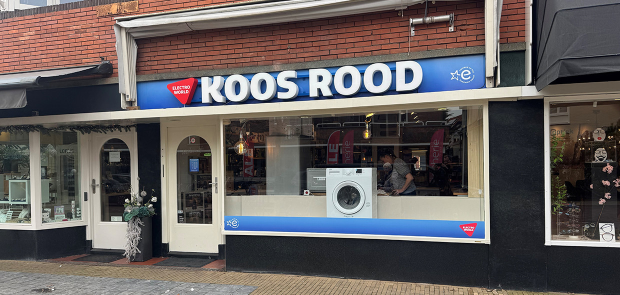 Electro World Koos Rood